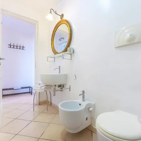 Palazzo Attila - Gioia * Procida