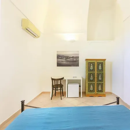 Palazzo Attila - Gioia * Procida