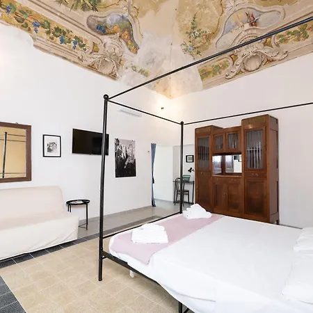 Palazzo Attila - Gioia Bed & Breakfast