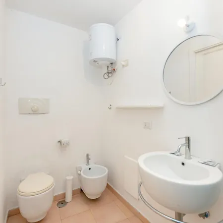 Palazzo Attila - Gioia Bed & Breakfast Procida